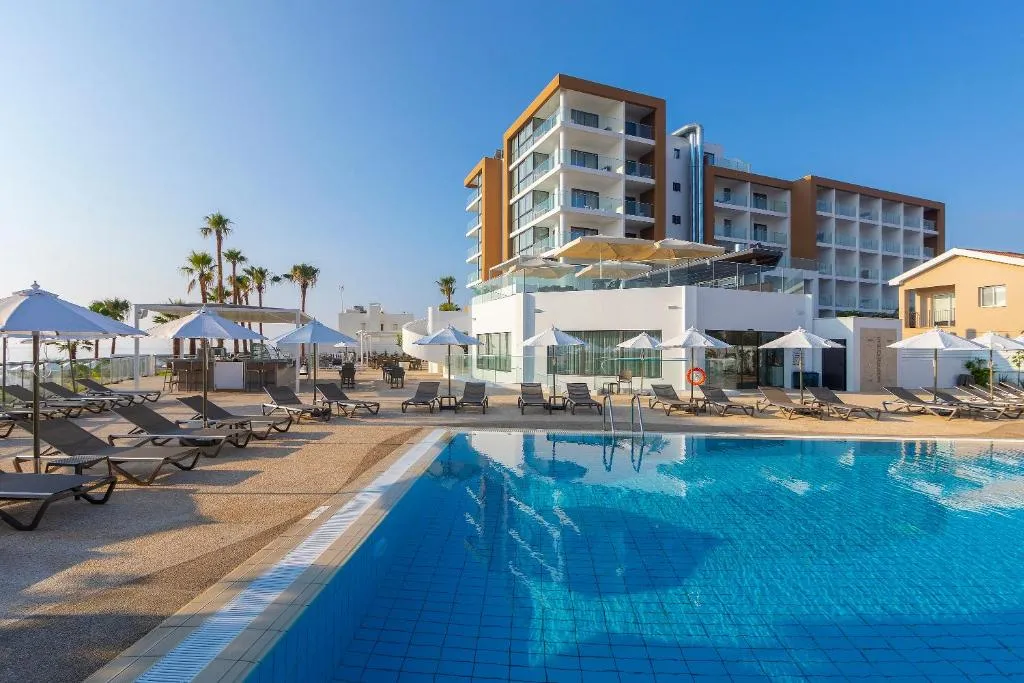 LEONARDO CRYSTAL COVE, Protaras