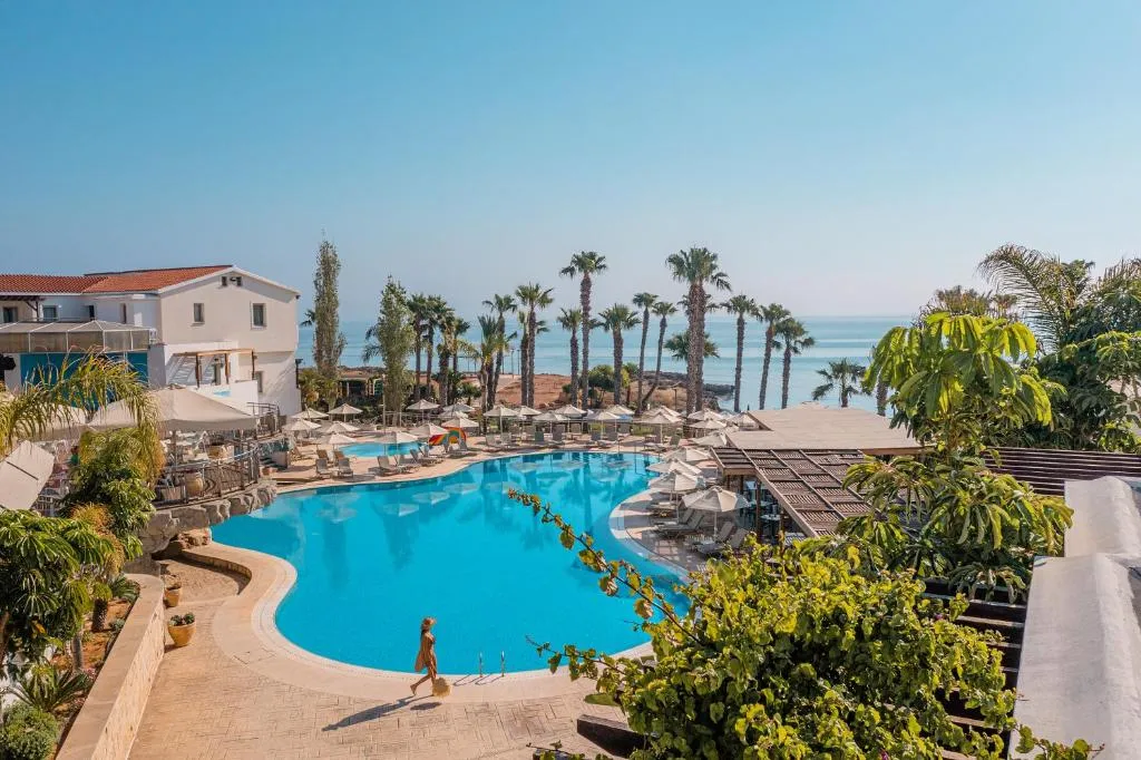 LOUIS ALTHEA BEACH