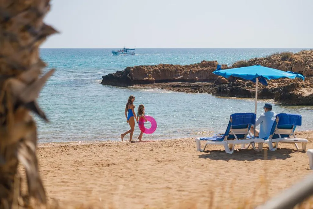 LOUIS ALTHEA BEACH