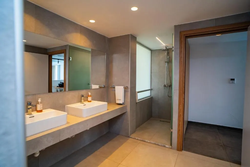 MALAMA BEACH HOLIDAY VILLAGE