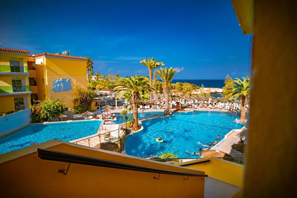 MALAMA BEACH HOLIDAY VILLAGE, Kapparis – Protaras