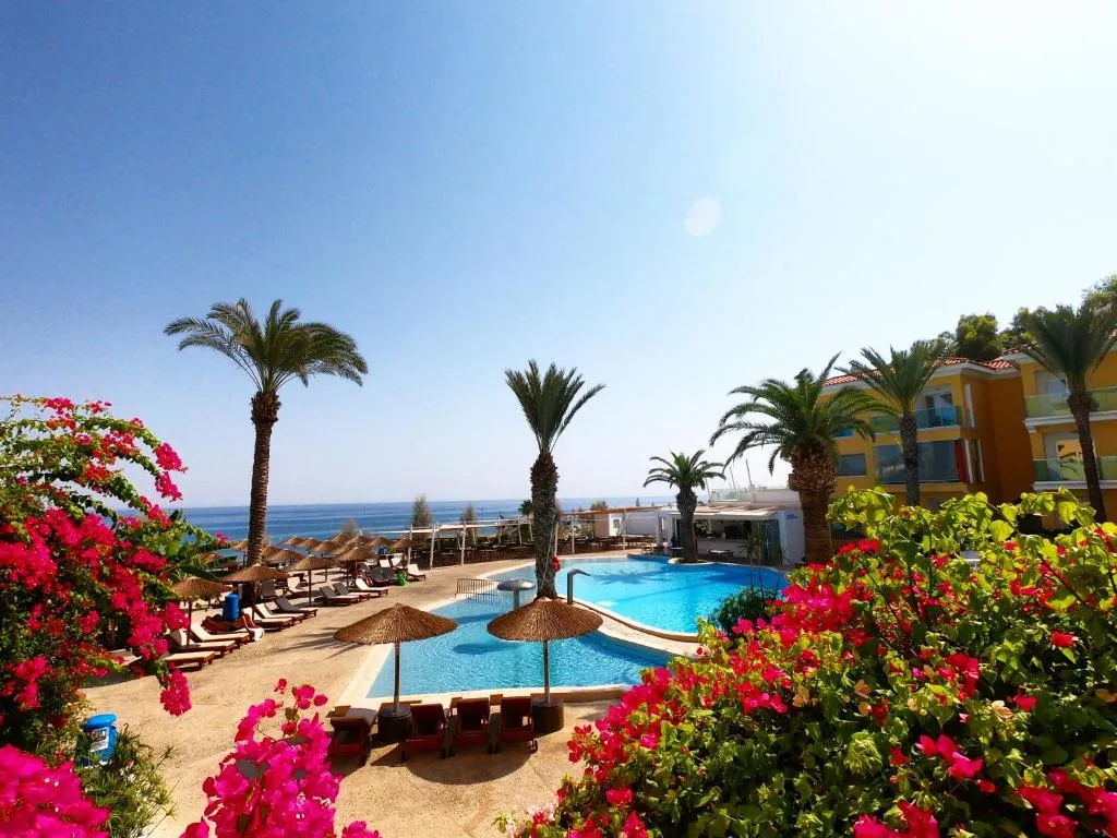 MALAMA BEACH HOLIDAY VILLAGE