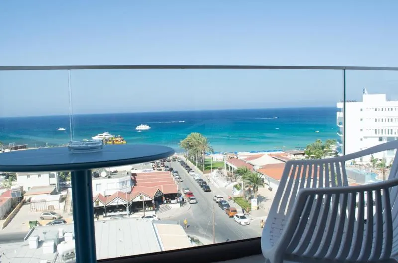 MANDALI HOTEL