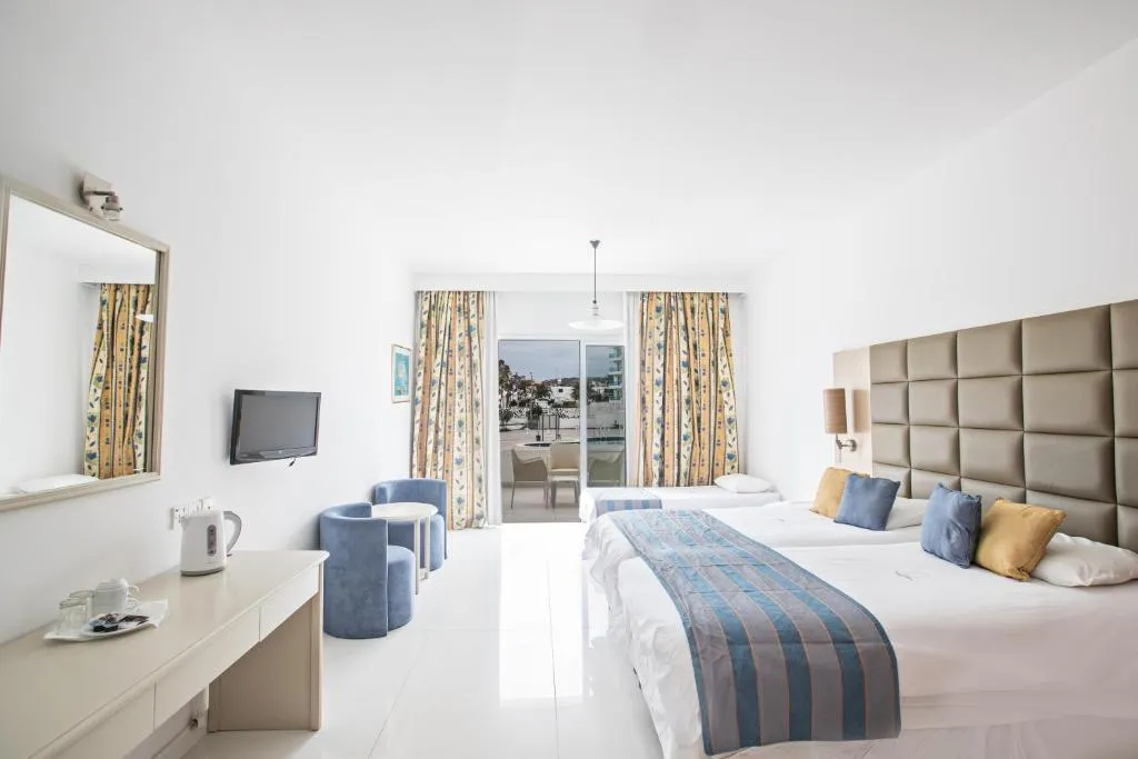 ODESSA BEACH HOTEL