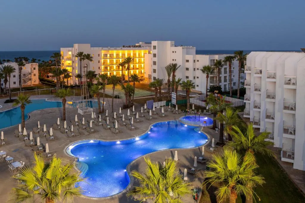 PAPANTONIA HOTEL APTS