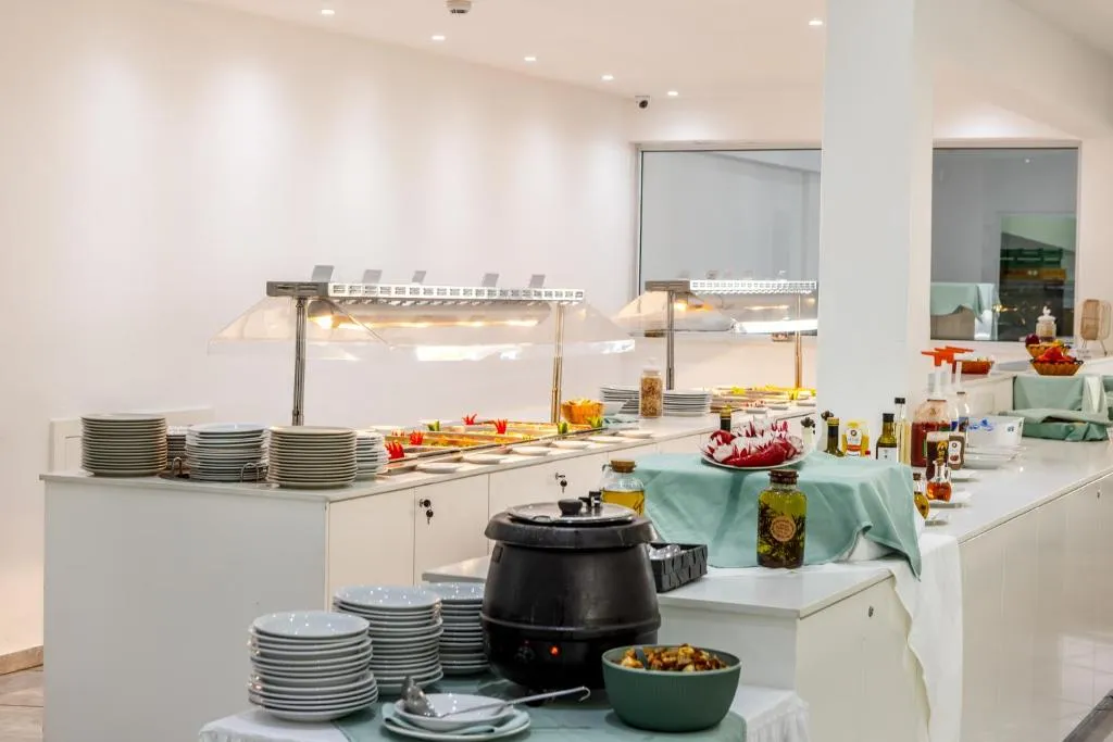 PAPANTONIA HOTEL APTS