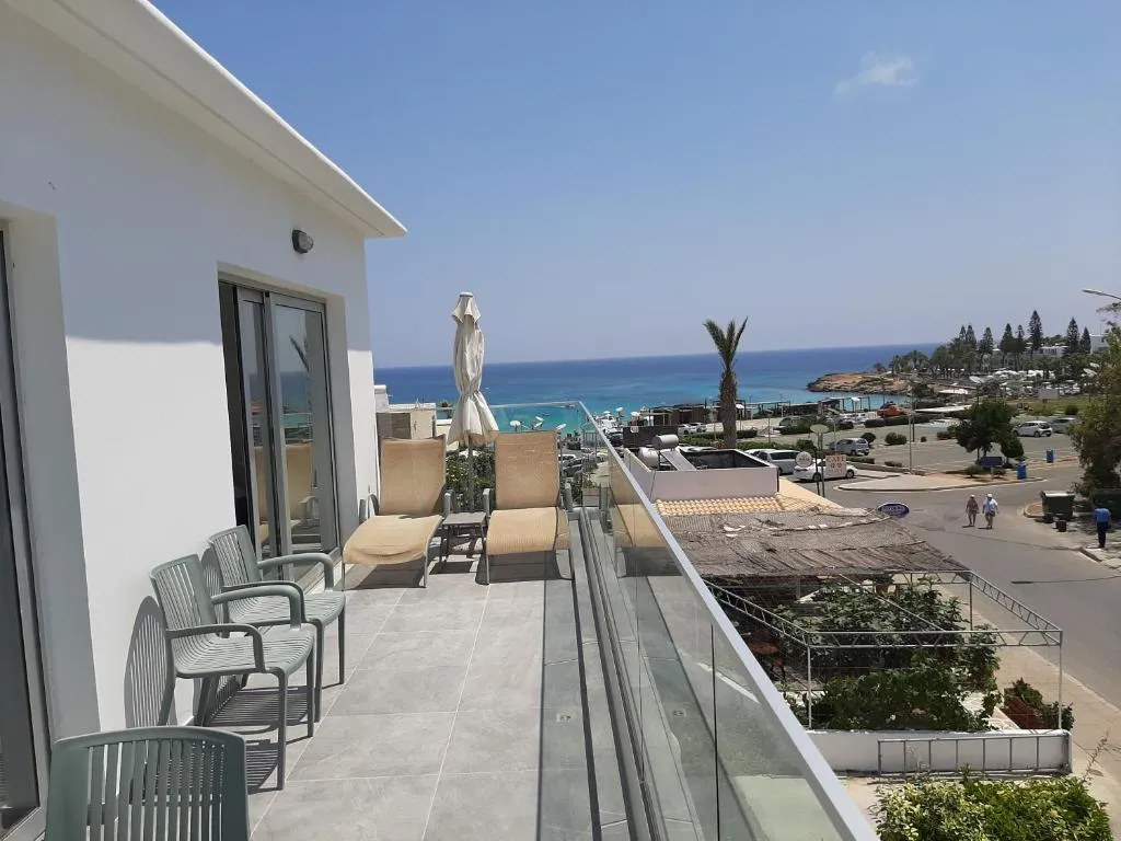 PROTARAS PLAZA