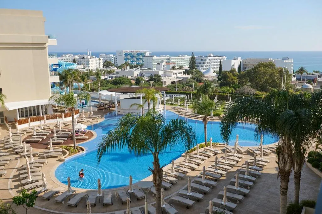SUNRISE OASIS AND WATERPARK