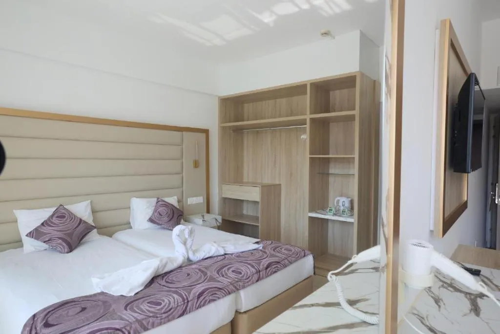 TSOKKOS PROTARAS BEACH HOTEL