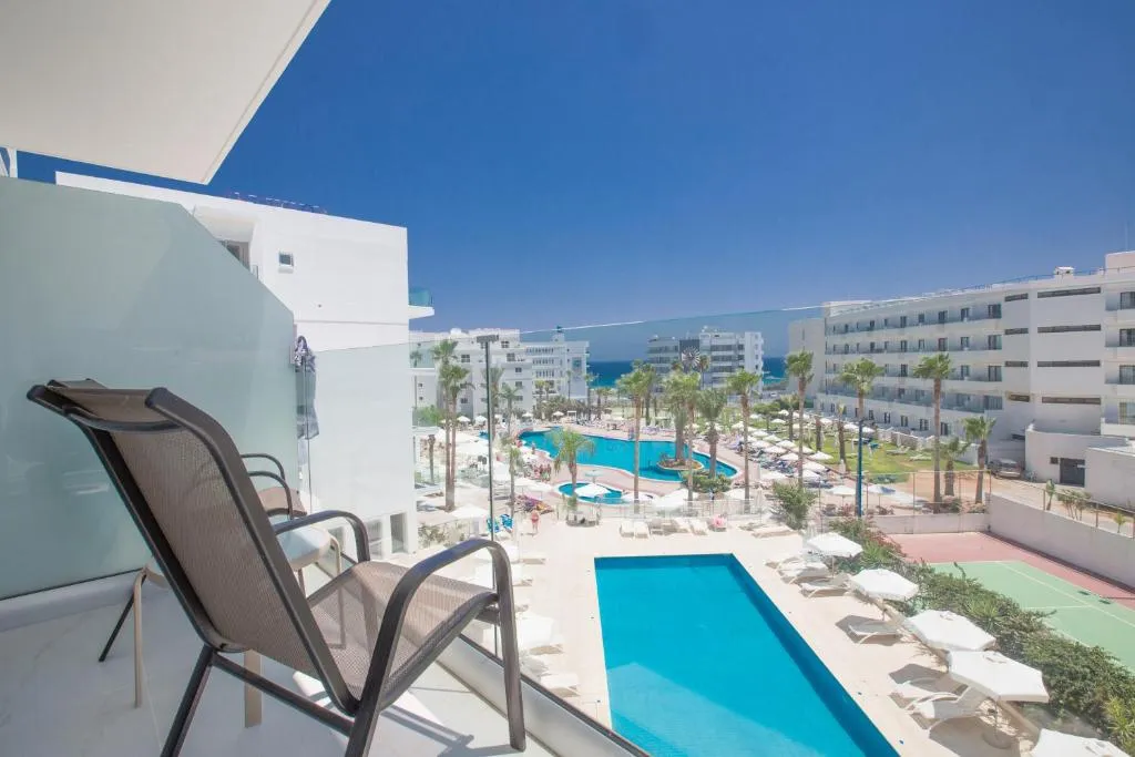 TSOKKOS PROTARAS BEACH HOTEL