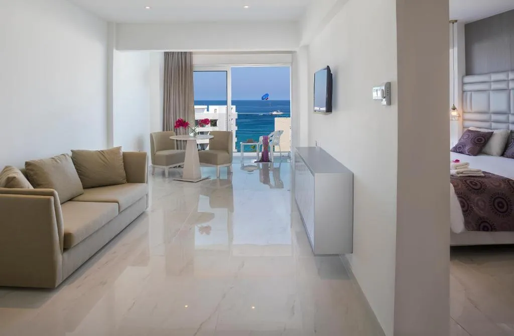 TSOKKOS PROTARAS BEACH HOTEL