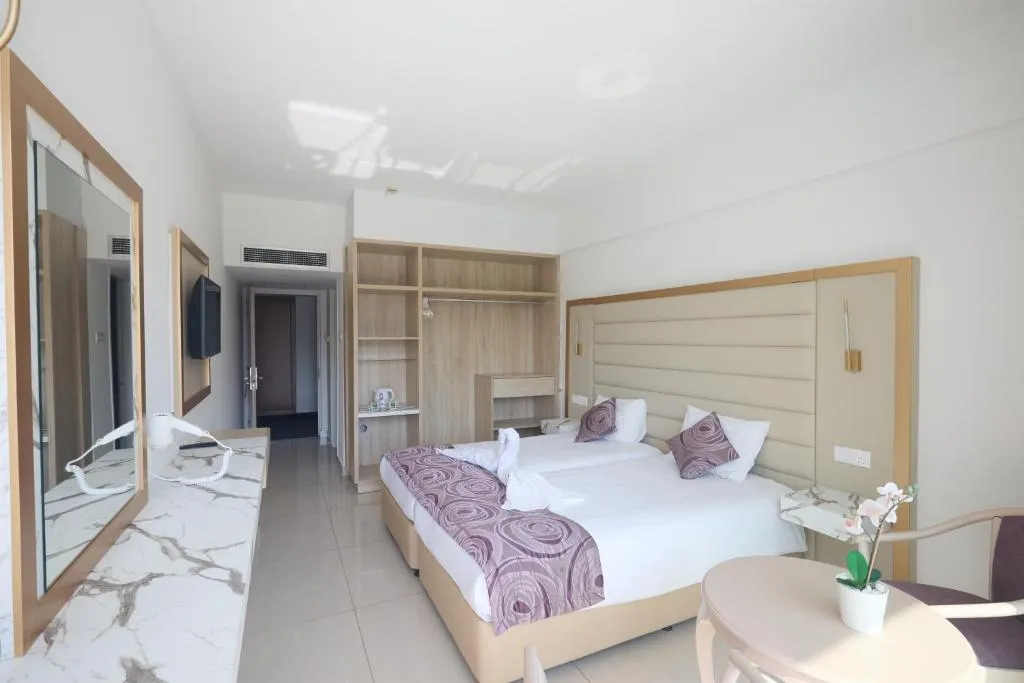 TSOKKOS PROTARAS BEACH HOTEL