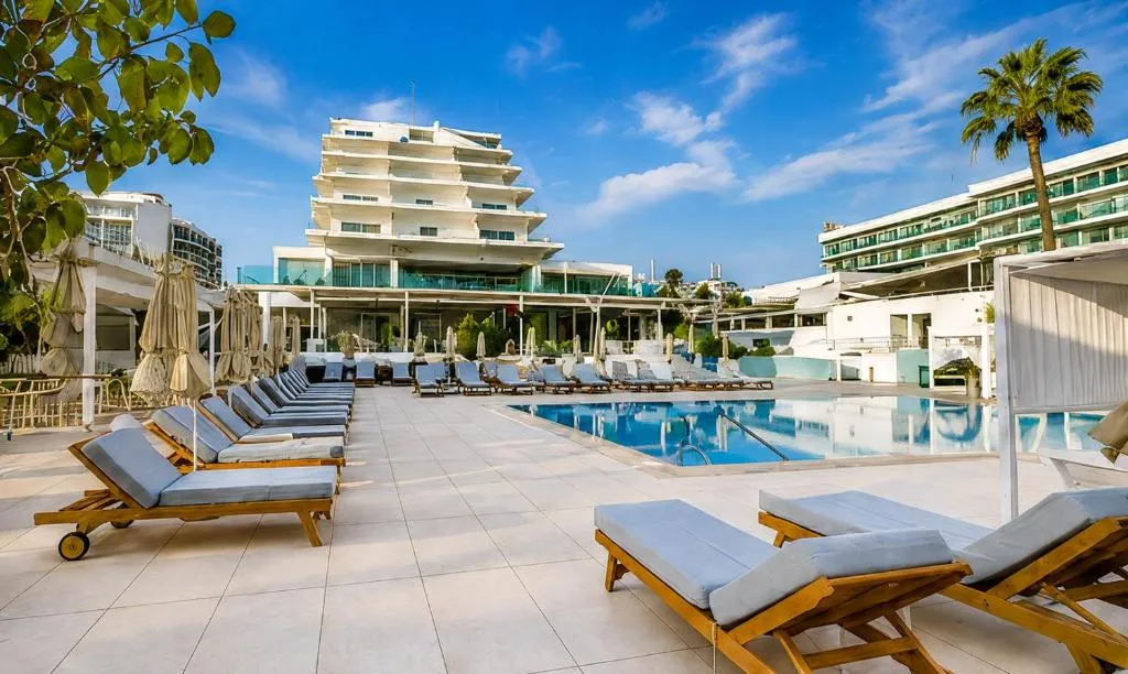 VRISSIANA BEACH HOTEL, Protaras