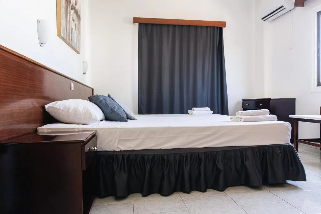 WINDMILLS HOTEL APARTMENTS