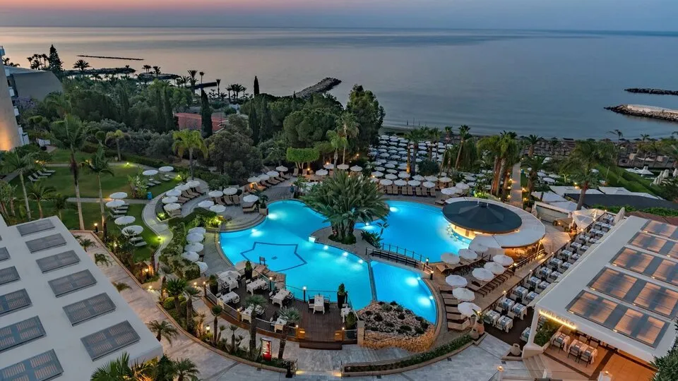 MEDITERRANEAN BEACH, Agios Tychonas, Kipar — fotografija 501
