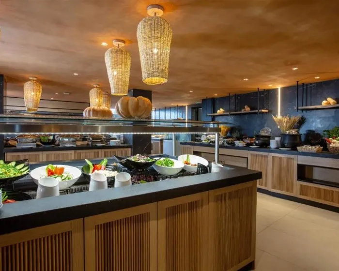 Palmera Beach Hotel Resort & Spa Adults Only, Hersonisos, Grčka — plaža
