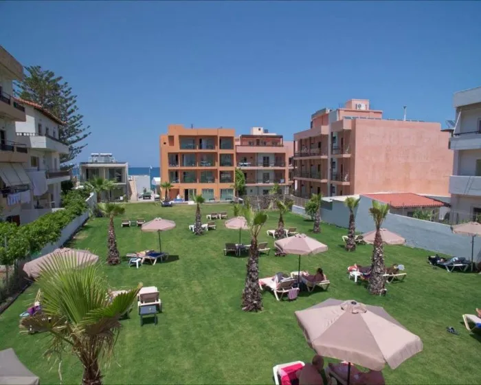 Palmera Beach Hotel Resort & Spa Adults Only, Hersonisos, Grčka — plaža