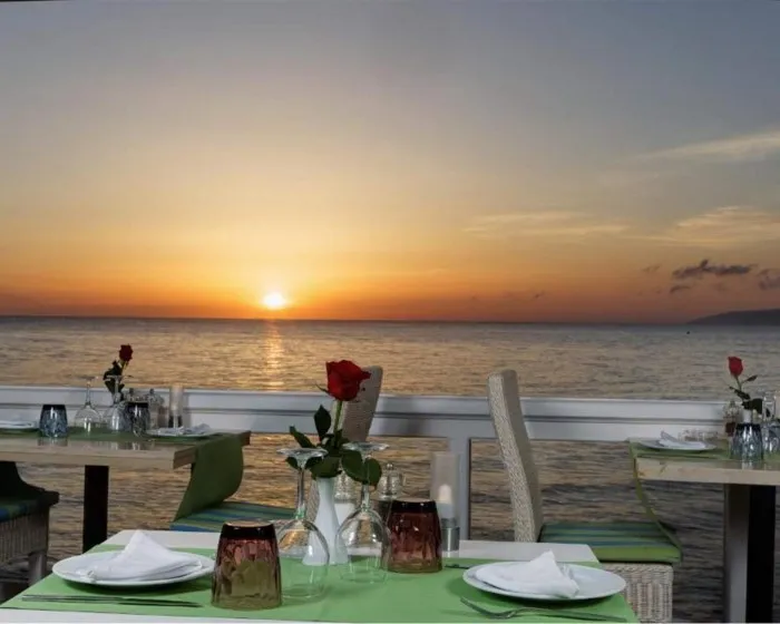 Palmera Beach Hotel Resort & Spa Adults Only, Hersonisos, Grčka — plaža