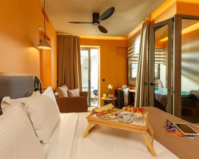 Palmera Beach Hotel Resort & Spa Adults Only, Hersonisos, Grčka — Suite Superior Deluxe with Jacuzzi & Hammam