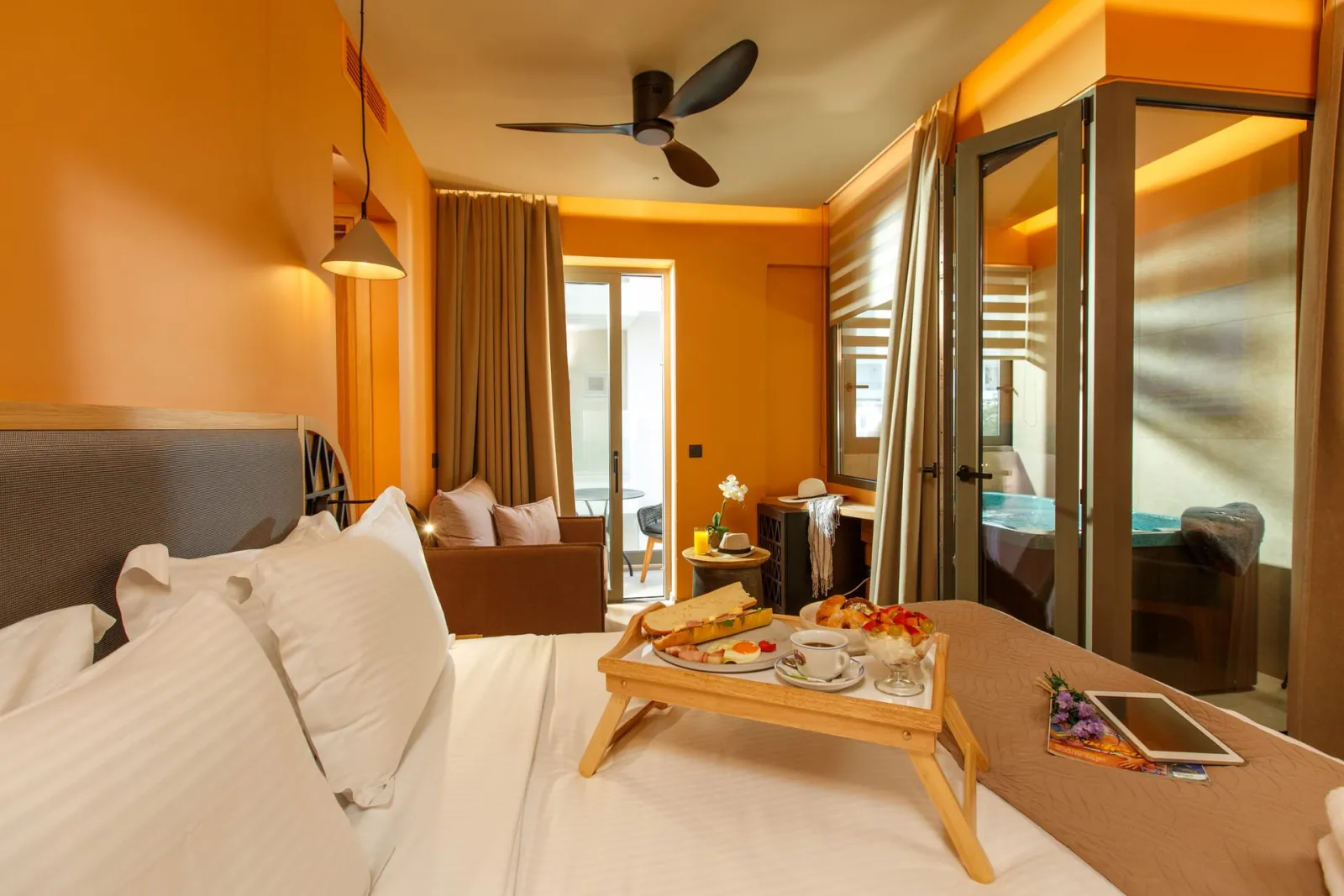 Palmera Beach Hotel Resort & Spa Adults Only, Hersonisos, Grčka — Superior Deluxe Suite with Steam shower & Jacuzzi