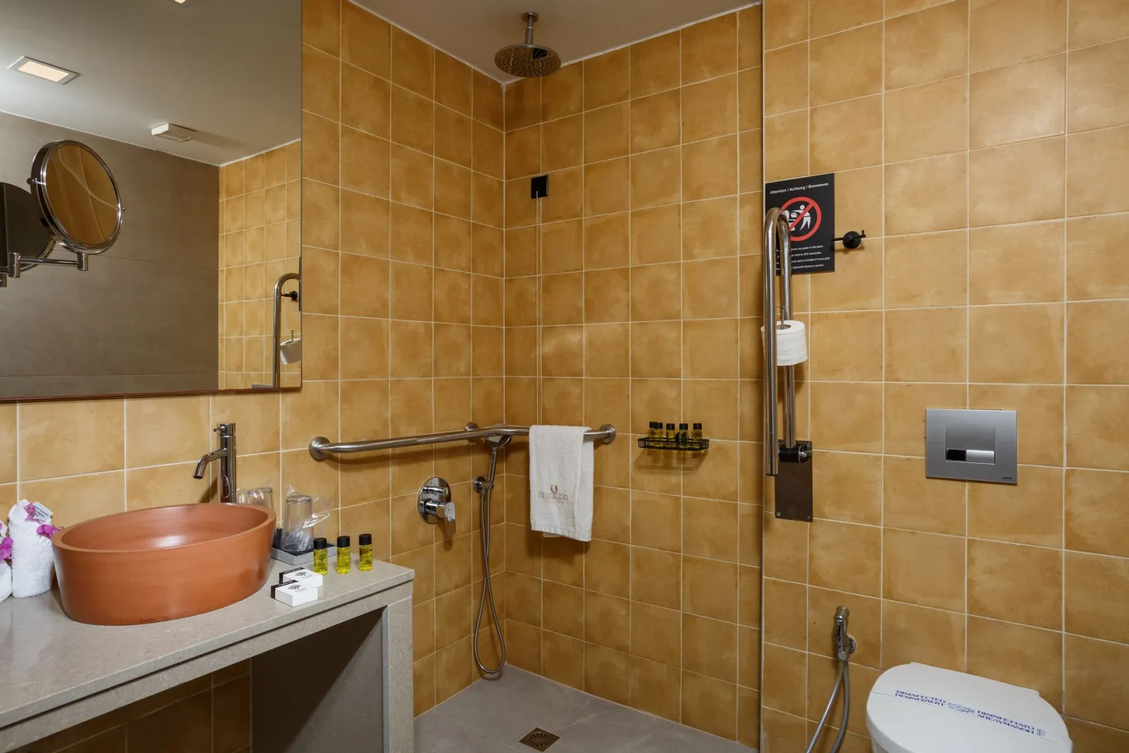 Palmera Beach Hotel Resort & Spa Adults Only, Hersonisos, Grčka — Superior Room Wheelchair Accessible