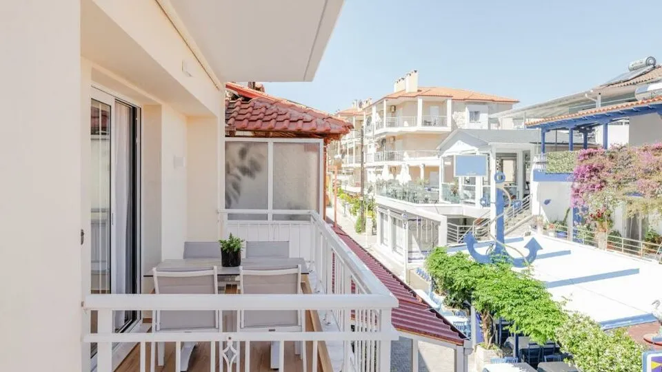 Kentro Luxury Suites, Hanioti