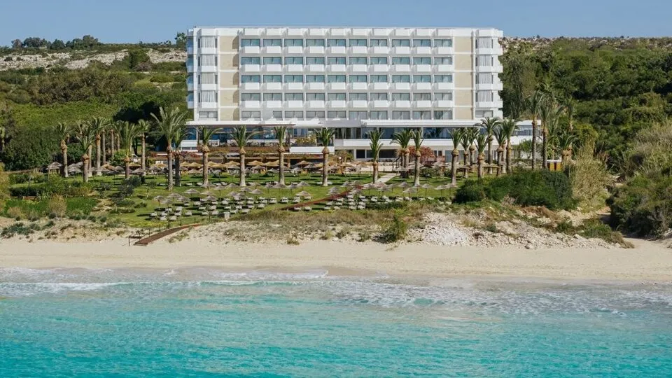 ALION BEACH HOTEL, Aja Napa