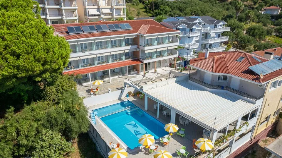 Dimitra Hotel, Ligija