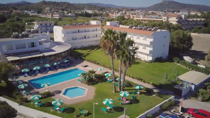Pylea Beach Hotel, Rodos, Grčka — plaža