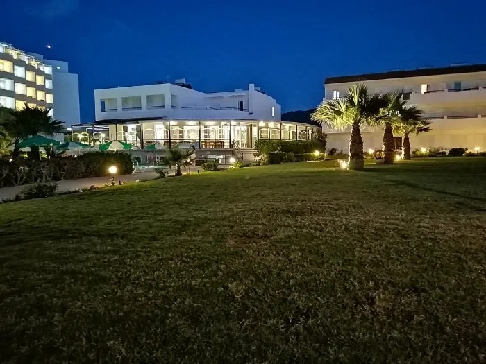 Pylea Beach Hotel, Rodos, Grčka — plaža