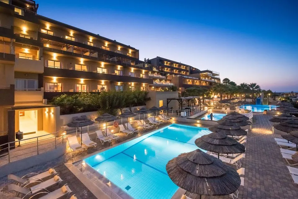 Blue Bay Resort Hotel, Ligaria, Grčka — fotografija 3
