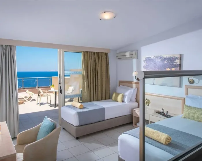 Blue Bay Resort Hotel, Ligaria, Grčka — Family Suite Main Building Renovated Sea View