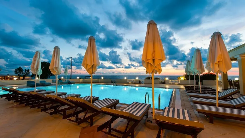 The Oasis, Kalo Nero