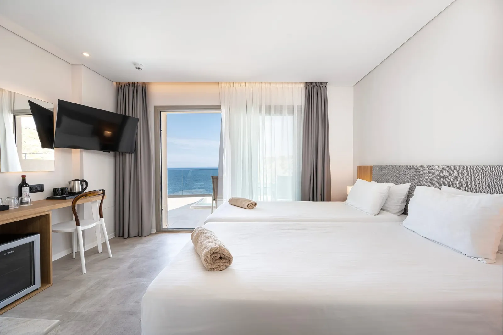 Athina Palace Resort & Spa, Iraklion, Grčka — Maisonette Sea View