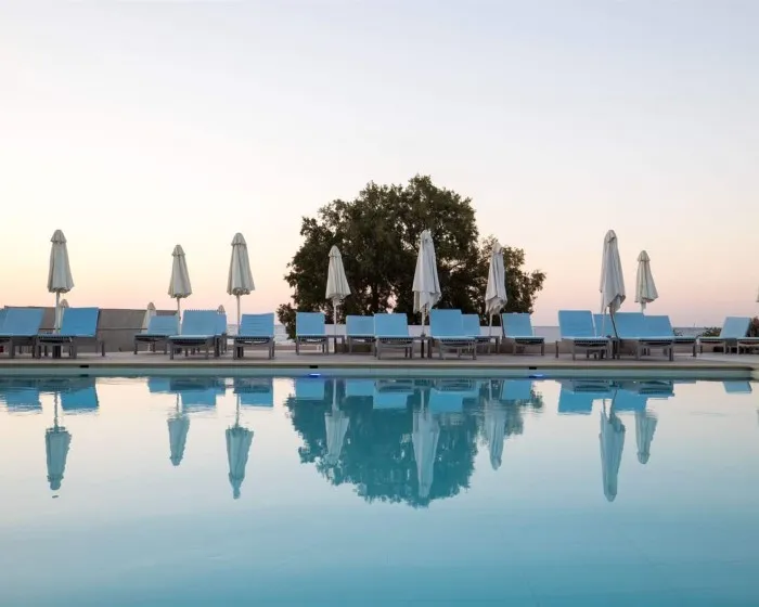 I Resort Beach Hotel & Spa, Iraklion, Grčka — plaža