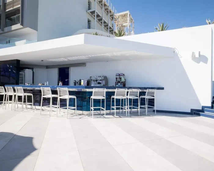 I Resort Beach Hotel & Spa, Iraklion, Grčka — plaža