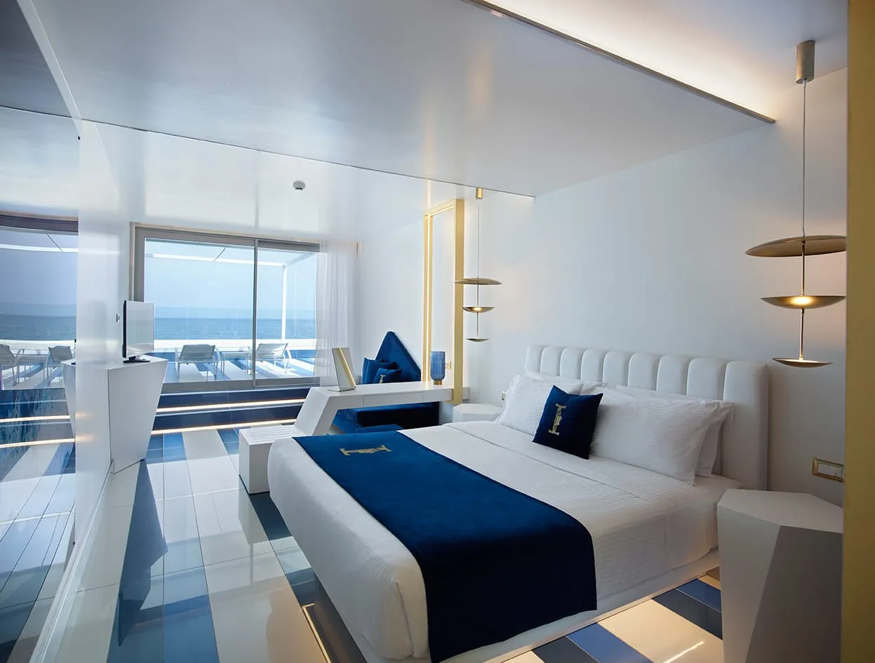 I Resort Beach Hotel & Spa, Iraklion, Grčka — Gold Junior Suite Sea View