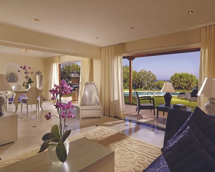 Out Of The Blue Resort & Spa, Iraklion, Grčka — Maisonette Exclusive 3 Bedroom with Private Pool