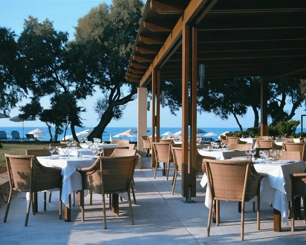 Kernos Beach Hotel & Bungalows, Malia, Grčka — plaža