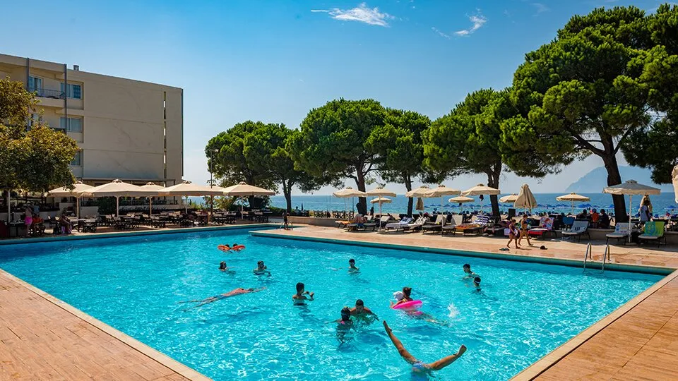 Porto Rio, Patra, Grčka — fotografija 16
