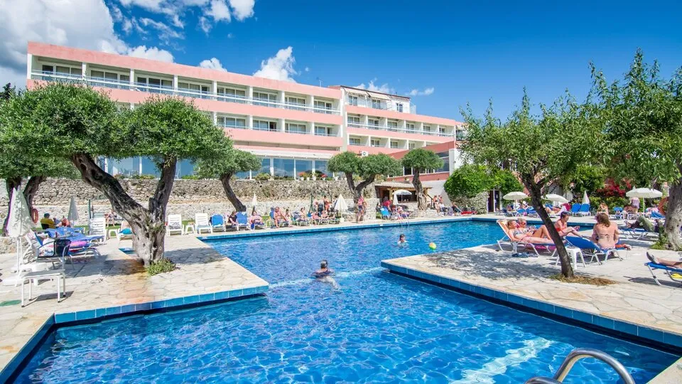 Golden Alexandros, Perama, Grčka — fotografija 1