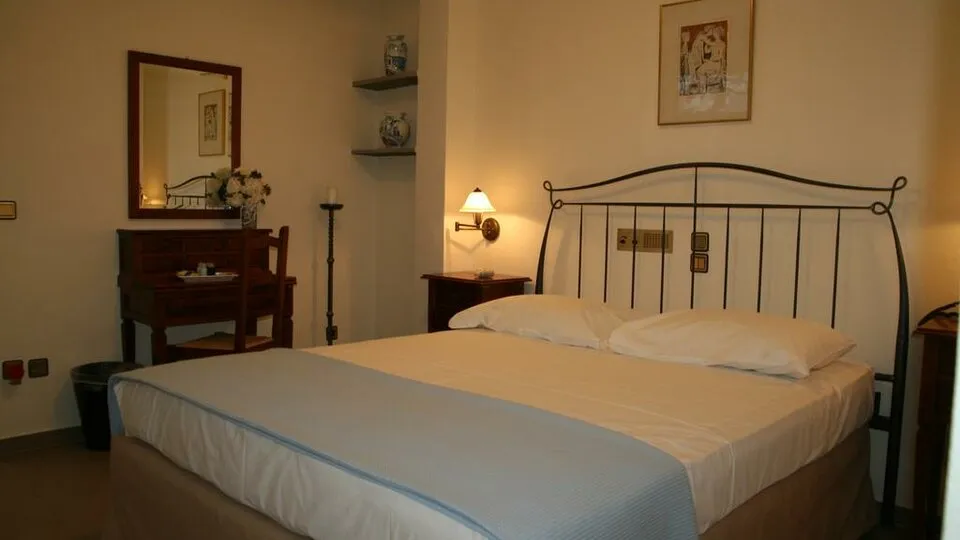 Golden Alexandros, Perama, Grčka — Promo Room