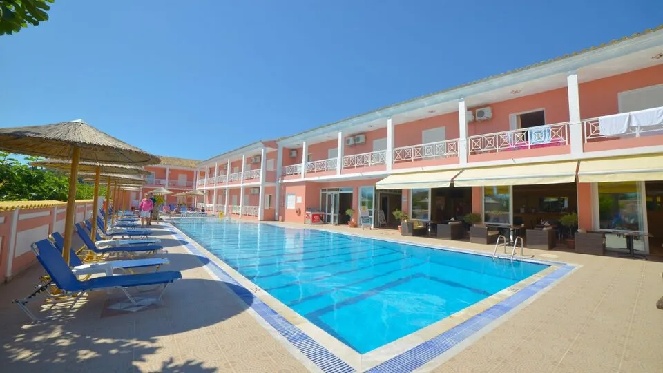 Angelina Corfu, Sidari