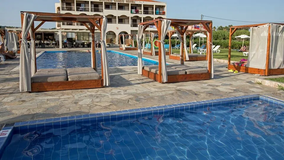 Corfu Golden Sands, Agios Georgios, Grčka — fotografija 1