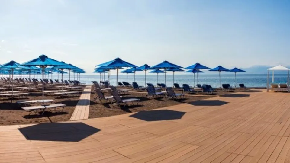 Delphi Beach, Eratini, Grčka — fotografija 10