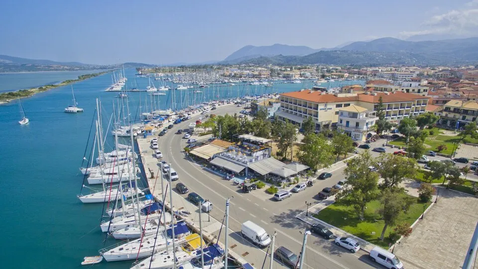 Ionion Star, Lefkada grad