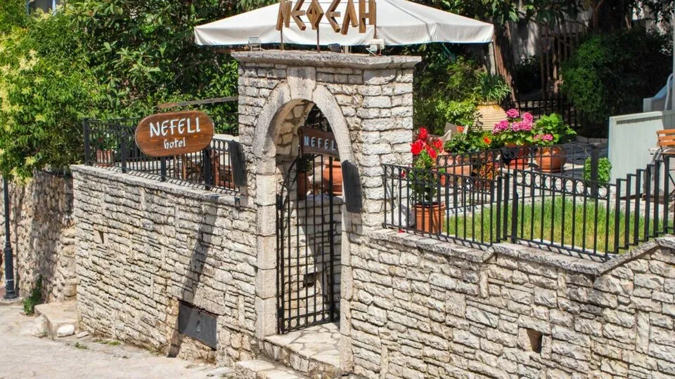 Nefeli, Agios Nikitas, Grčka — fotografija 5