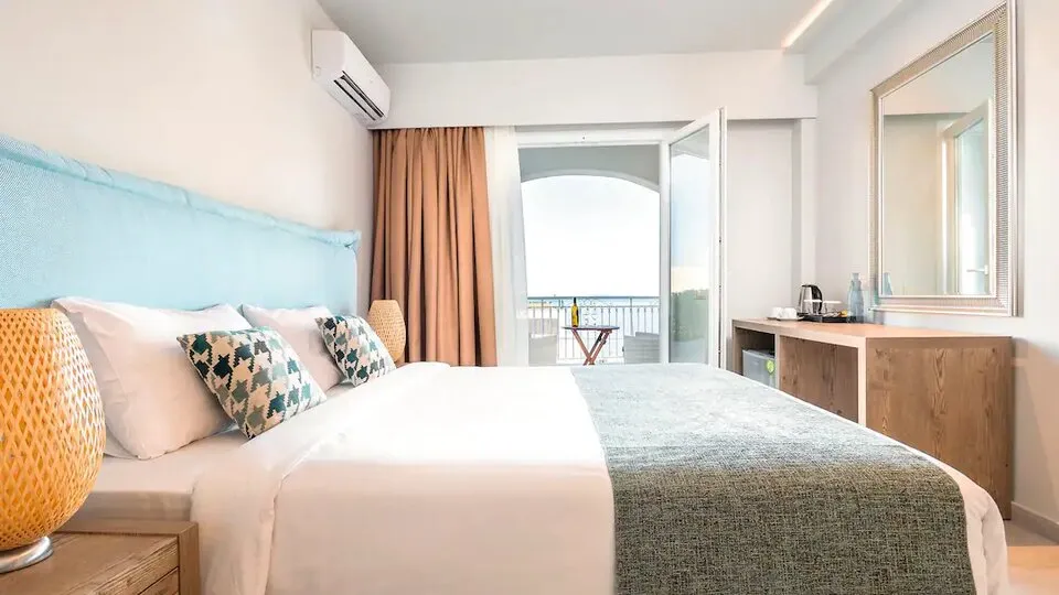 Golden Mare, Barbati, Grčka — Junior suite sea view
