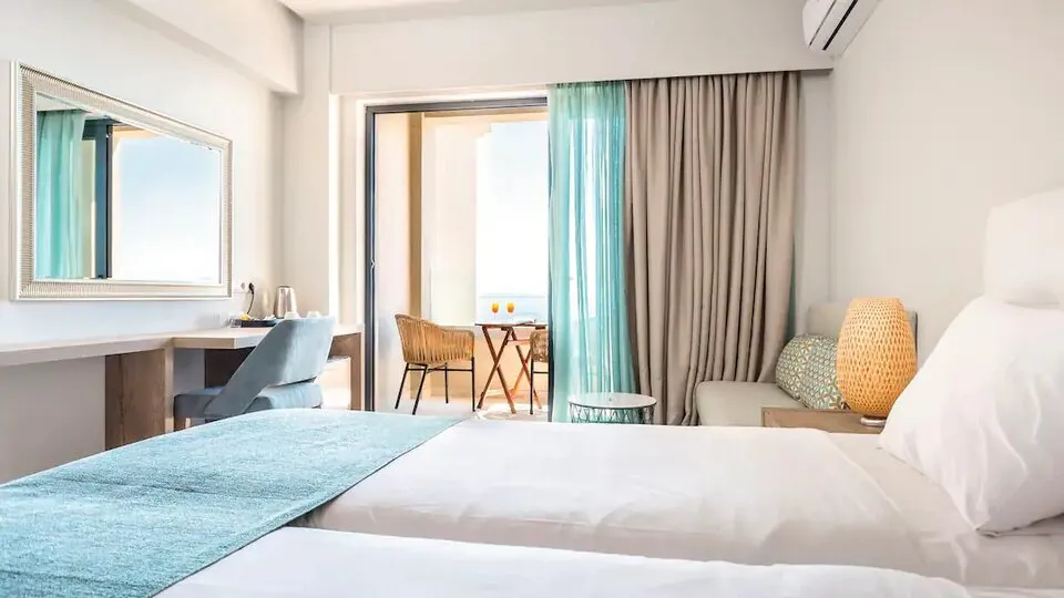 Golden Mare, Barbati, Grčka — Superior room sea view