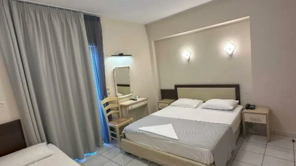 Afrodite, Nei Pori, Grčka — Standard triple room